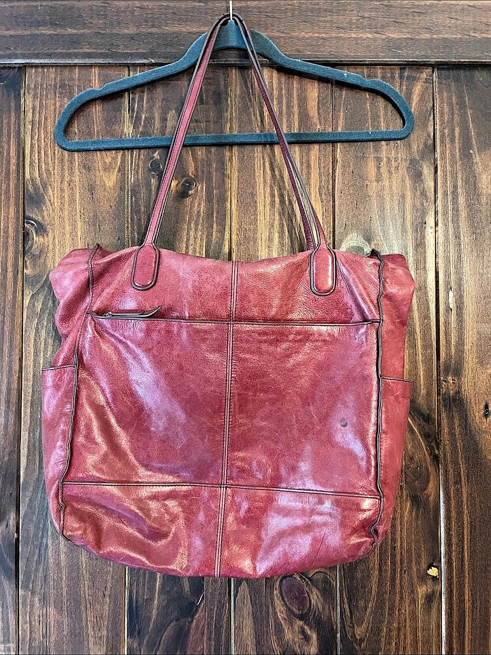 Hobo The Original Leather Tote in Red